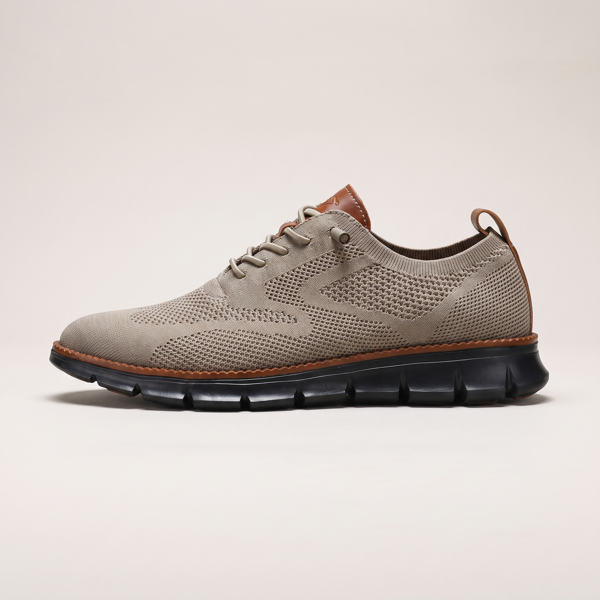 LILY ORTHOPEDIC SNEAKERS
